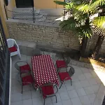House Sara Case de vacanță