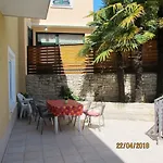 House Sara Case de vacanță *