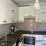 House Sara